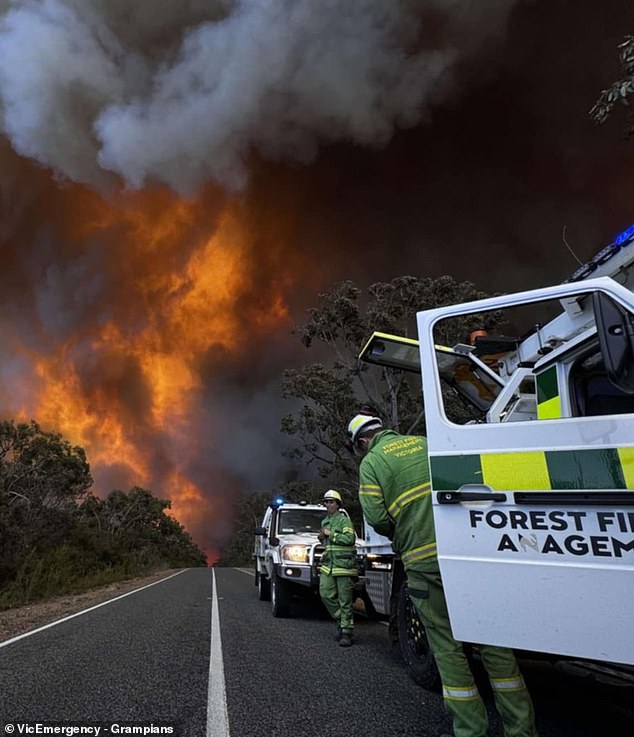 The bushfires in the Grampians National Park continue to burn out of control