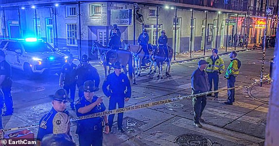 Live video from the EarthCam app of Bourbon Street in New Orleans, where a car reportedly drove into a crowd shortly after 3 a.m., causing fatalities.https://x.com/GeoffMoJo/status/1874402905316594049