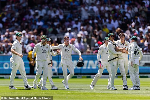 Australia took a 2–1 lead in the series after registering a 184-run win against India