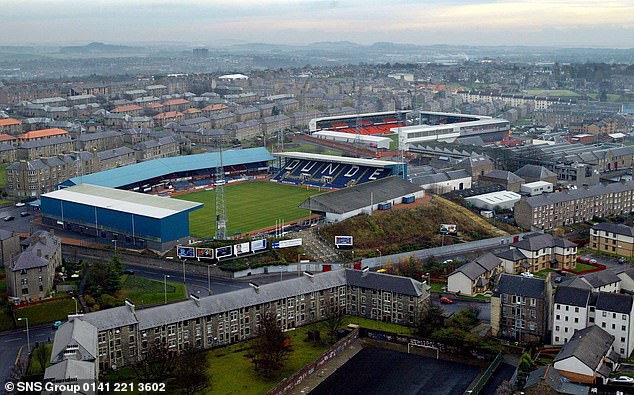 Dens Park and Tannadice are next to each other, with both clubs traveling on foot for derby battles