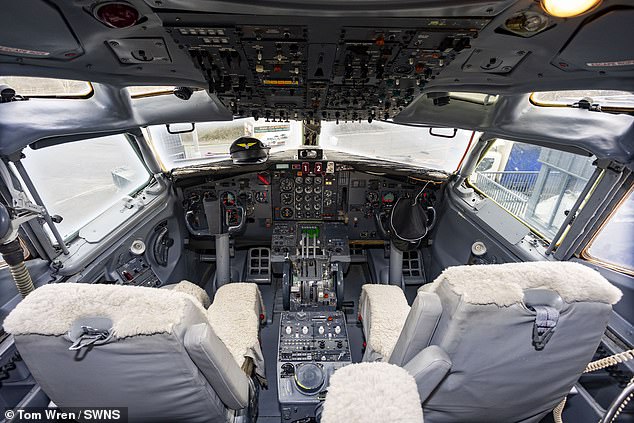 Some of the cockpit lighting, as well as the three toilets, shower, kitchen, refrigerator also work