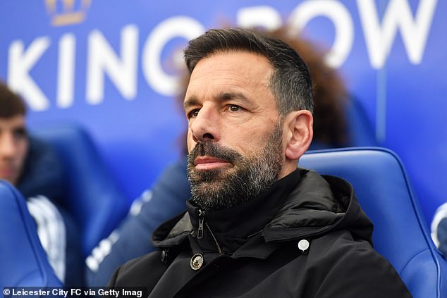 Ruud van Nistelrooy will be keen to hasten the return of his number 1 as the Foxes look to move out of the relegation places