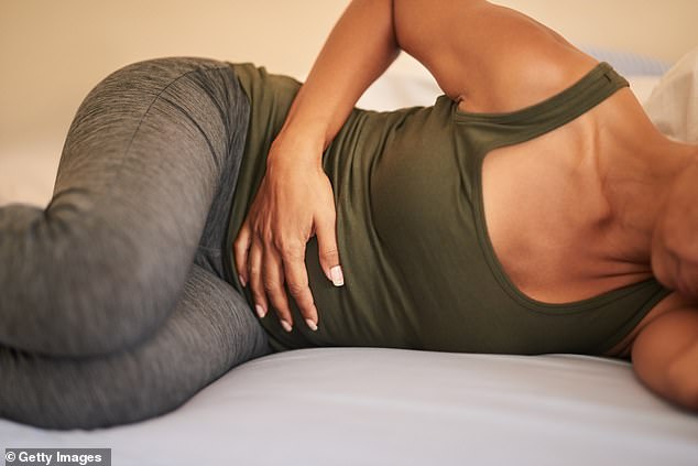 Common symptoms include pelvic pain that worsens over the course of the day, especially after standing for long periods of time and during menstruation.