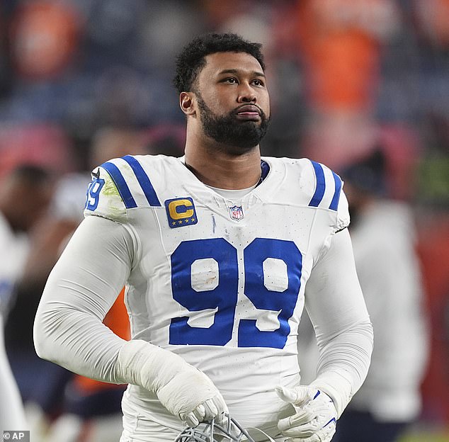 Veteran DeForest Buckner reportedly told Richardson he wasn't living up to expectations