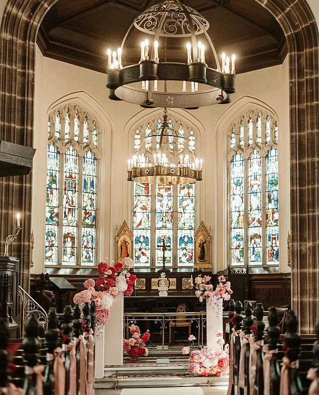 The castle has its own beautiful chapel which can be decorated with flowers for weddings