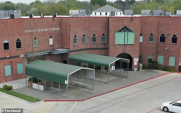 Jabbar lived around the corner from the Masjid Bilal Mosque and Religious Center, part of the Islamic Society of Greater Houston