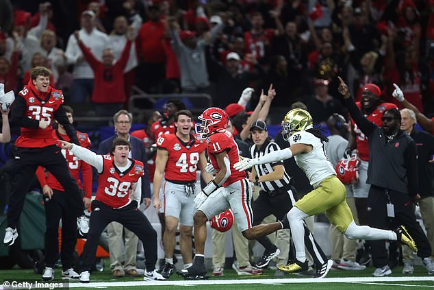 The penalty on Jones (39) was partially reversed in a huge play and Georgia settled for 3 points