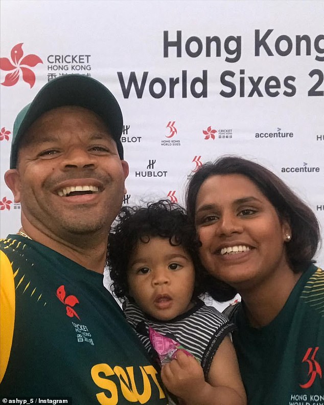 Khawaja's former teammate, South African star Ashwell Prince, is pictured with his late wife Melissa and one of their children