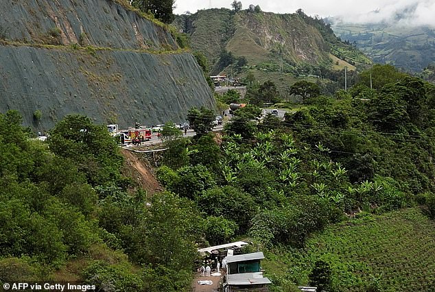 The horror occurred in the early hours of January 3 in Pasto, Colombia, on a section of the Pan-American Highway. Here the bus can be seen lying at the bottom of the gorge