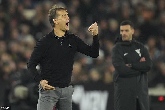 The defense against Liverpool was perhaps indicative of the attitude Julen Lopetegui faces at West Ham