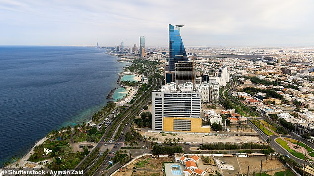 A Spanish expat in Saudi Arabia tells InterNations: 'I like that there are work opportunities for skilled individuals.' Pictured above is the capital Jeddah