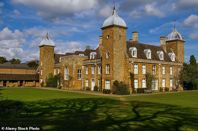 Nottinghamshire Police have confirmed that the criminal investigation into the earl's allegations that he was abused at Maidwell Hall prep school in the 1970s has expanded.