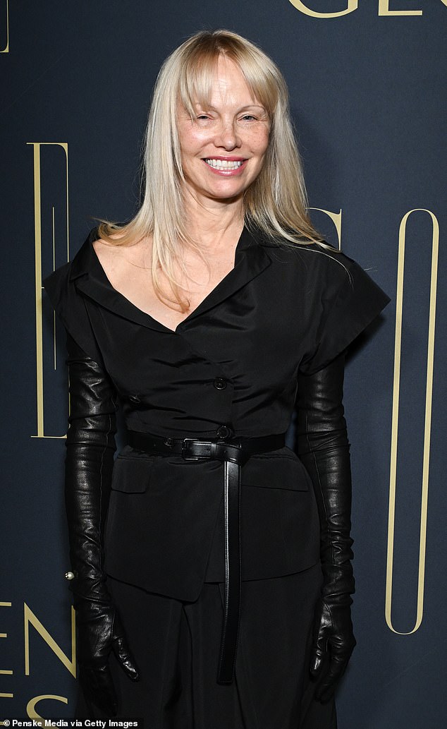 The 57-year-old Showgirl actress, who is nominated in the show's Best Actress in a Drama category, modeled a blazer and short-sleeved skirt co-ord set