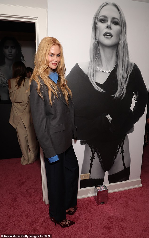 Nicole looked as chic as ever in an oversized gray blazer and black wide-leg trousers