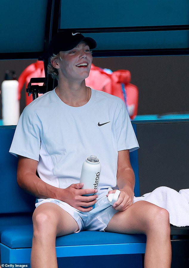 Cruz Hewitt is pictured training in Melbourne with Jannik Sinner. A photo he posted of himself with the world number 1 left Kyrgios unimpressed