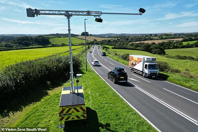 Roadside AI cameras are being deployed across the country to catch drivers not wearing seat belts and using their phones behind the wheel