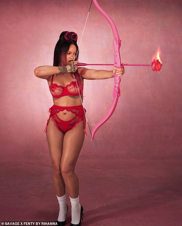 Her stomach looked toned as she had lean legs and sculpted arms as she held a bow and arrow