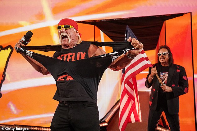 Despite Jimmy Hart waving a flag next to him, Hulk Hogan was booed by the crowd