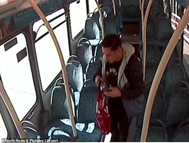 Later that day, Dismore is seen exiting a bus with the Wilko bag in hand