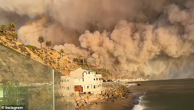 Lee also captured images of the enormous cloud of smoke billowing over the ocean