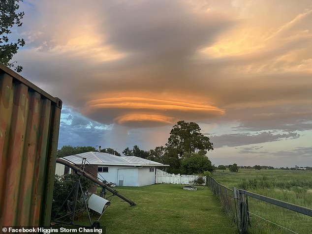 It is actually a lenticular cloud that can often produce smooth circular shapes