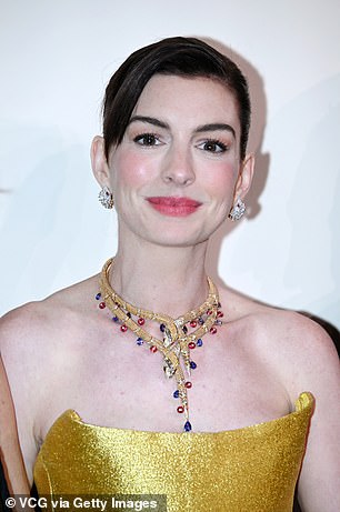 Makeup artist Jillian Dempsey brought out Hathaway's natural alabaster beauty