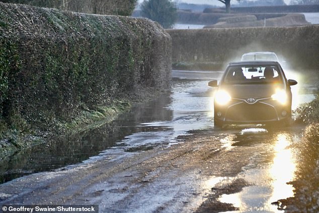 OXFORDSHIRE: A hard frost blanketed the countryside on Thursday after a bitterly cold night in Dunsden