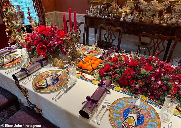 The singer's Christmas decor was typically quirky, with tables full of colorful crockery