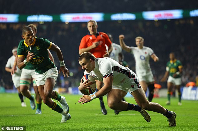 His quick thinking also opened space for Ollie Sleightholme to land against South Africa