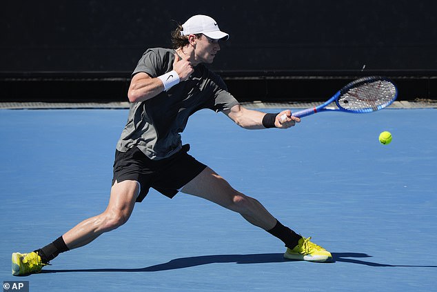 One man who has been watching the new partnership up close is British No. 1 Jack Draper (pictured), who practiced with Djokovic on Wednesday