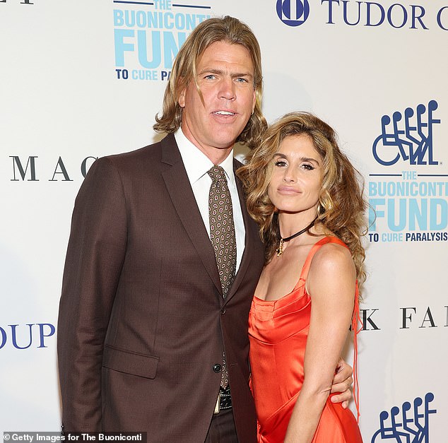 Hall Jr poses on the red carpet at a sports legends dinner in Manhattan in September