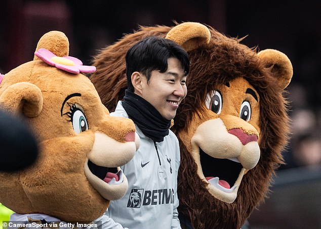 Spurs got involved in the carnival atmosphere and Son Heung-min met the mascots