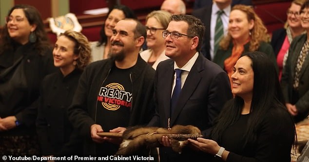 Despite a lack of public support, Jacinta Allan's Labor government in Victoria continues negotiations on the treaty (photo: Prime Minister Allan's predecessor Dan Andrews at the First Peoples' Assembly)