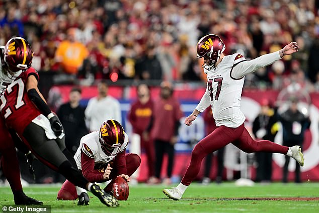 Gonzalez's last-second field goal hit the upright and it was the lasting memory of the game