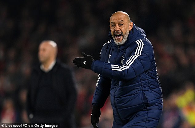 Nuno Espirito Santo's side moved into second place with a point, although Arsenal have played fewer games