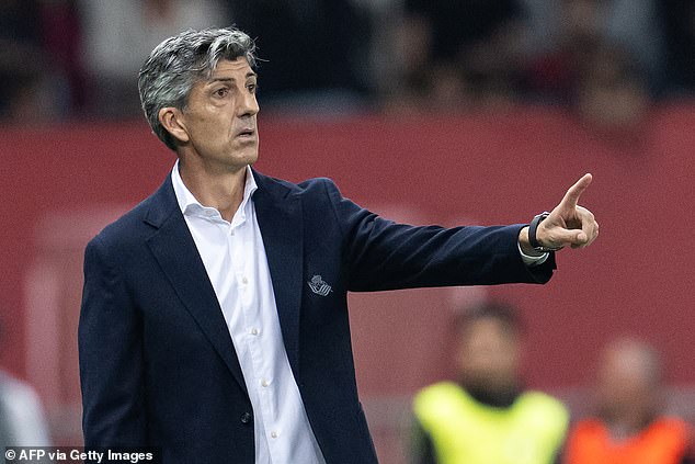 Sociedad boss Imanol Alguacil temporarily convinced Zubimendi to stay by pulling on his heart