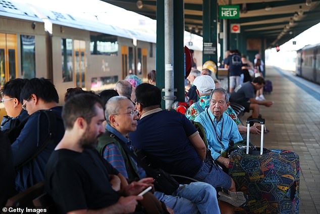 The association's tactics on Wednesday did not earn much admiration on Wednesday. The photo shows commuters at Central Station