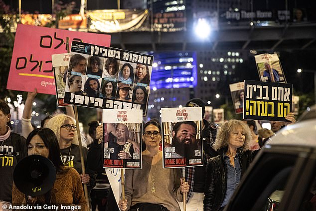 Relatives of Israeli hostages in Gaza gathered in front of the Ministry of Defense yesterday to hold a demonstration demanding a ceasefire and a hostage swap deal in Gaza