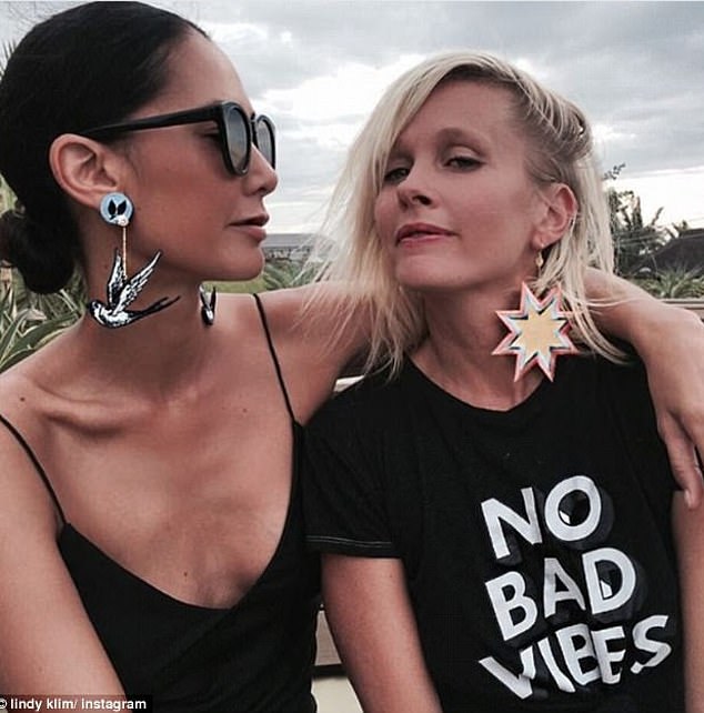 White was the founder of the bankrupt Shakuhachi label and has lived in Bali since her company went bankrupt. She is in the photo (right) with model and entrepreneur Lindy Klim