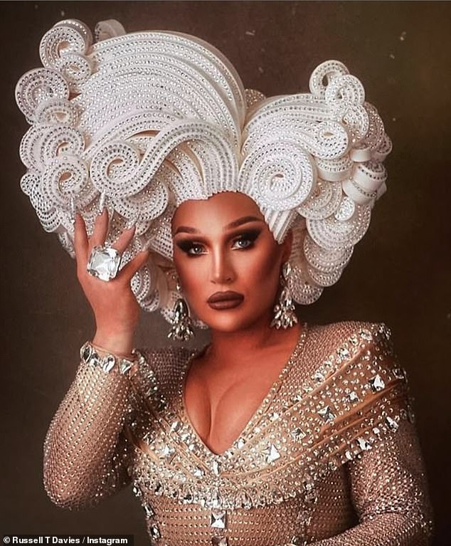 Drag Race judge Michelle Visage leads tributes to her angel