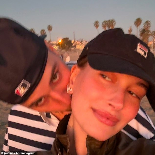 Justin shared a sweet kiss with his wife Hailey in a selfie uploaded to Instagram on Saturday, shutting down split rumors