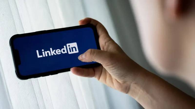 The fine line between being noticed and being embarrassed on LinkedIn