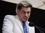 Right-wing rioter Milo Yiannopoulos 'detained by ICE at Louisiana airport'