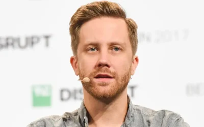 Tom Blomfield praises the anthropic culture and says the staff is a 'hyper-serious group of mega nerds'