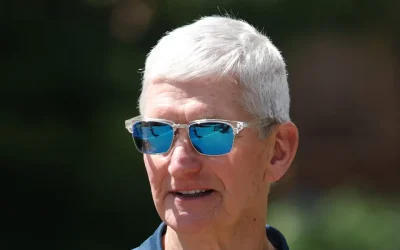 Tim Cook will continue to collect a CEO-sized salary at Apple