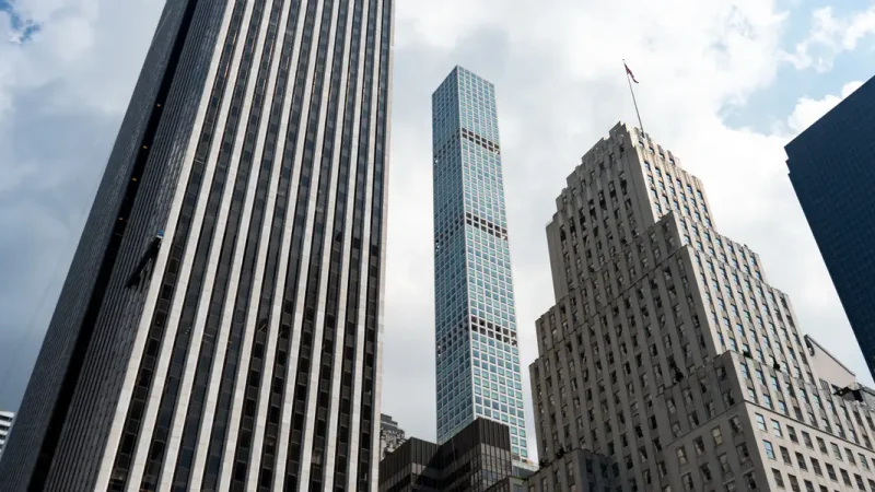 Income inequality in New York City continues to worsen, even as lower earners saw large wage growth