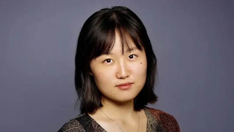 A recent college graduate shares the cold outreach email she sent to a CEO who landed her an internship