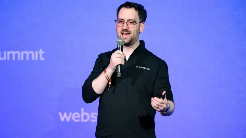 This tech CEO said he wants the “D+ version” of employee ideas. Read his AI writing memo.