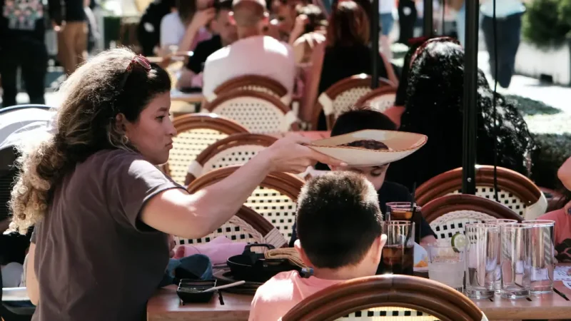 This VC used AI to get a restaurant reservation. Resy didn't feel like it