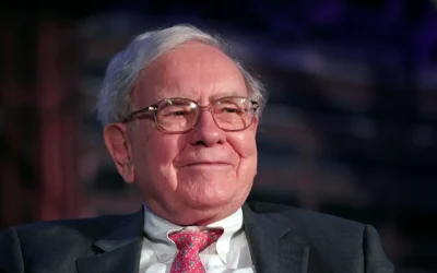 GM CEO Mary Barra shares some of Warren Buffett's 'phenomenal advice'
